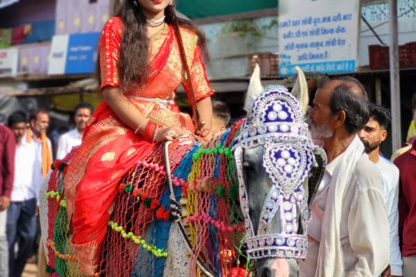 लटेरी में लव कुश जन्म उत्सव को लेकर कार्यक्रम का आयोजन सागर सांसद लता वानखेड़े हुई शामिल।