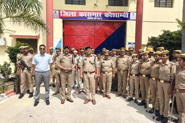 जिलाधिकारी एवं पुलिस अधीक्षक ने जिला कारागार का किया आकस्मिक निरीक्षण