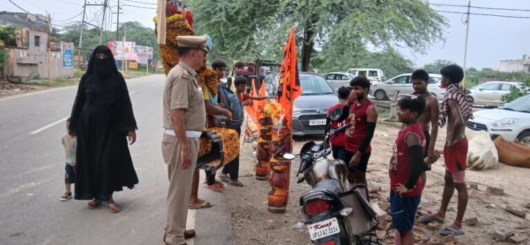 बागपत में कांवड़ यात्रा शुरू, पुलिस ने सेवा और सुरक्षा का संभाला जिम्मा