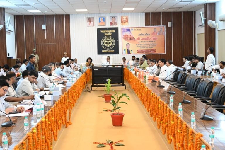 देवीपाटन मंडल में धार्मिक पर्यटन को मिलेगा बढ़ावा, करोड़ों रुपये की पर्यटन परियोजनाओं की हुई समीक्षा