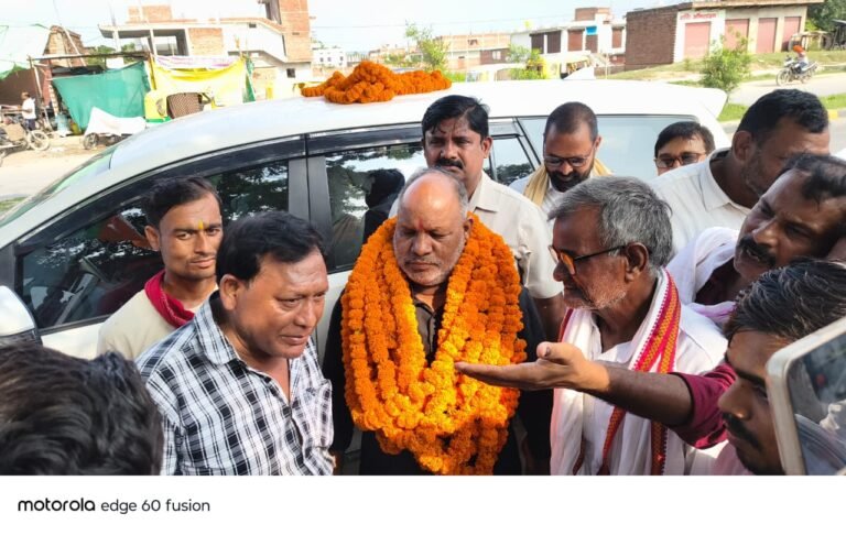 राज्य मंत्री हंसराज विश्वकर्मा का भाजपा कार्यकर्ताओं ने  किया जोरदार स्वागत