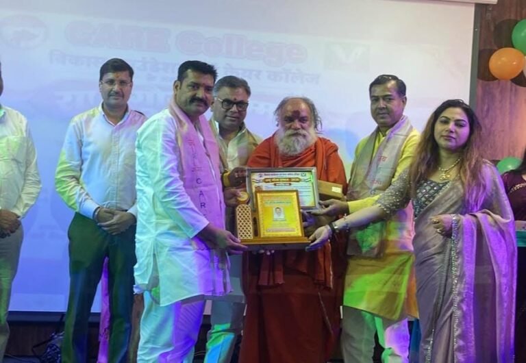 किसान सेवा के लिए किसान नेता विनीत त्यागी सम्मानित
